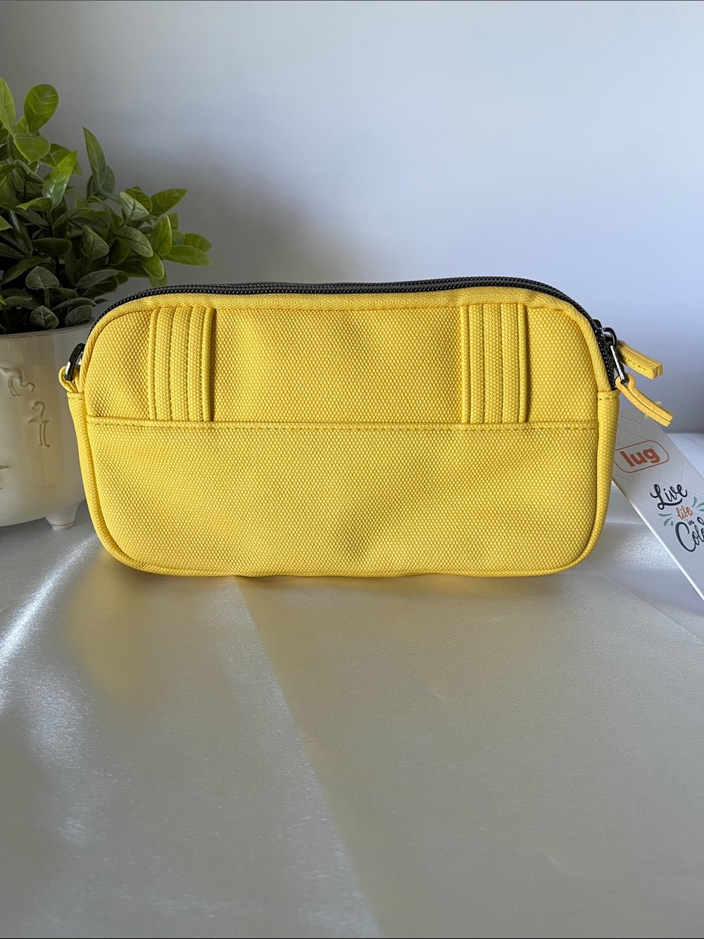 LUG - Coupe XL Matte Luxe VL Convertible Crossbody Bag in Banana Icepop - Picture 2 of 8